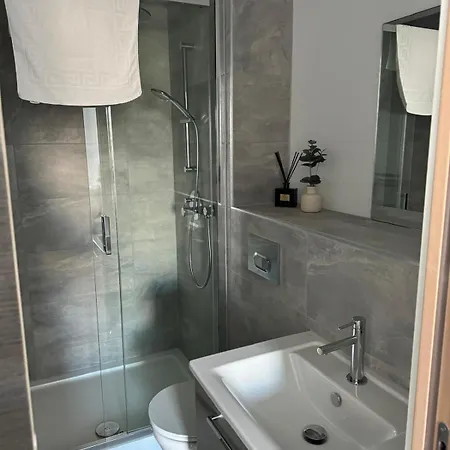 Minster Icona 250 Free Parking & Gym * York