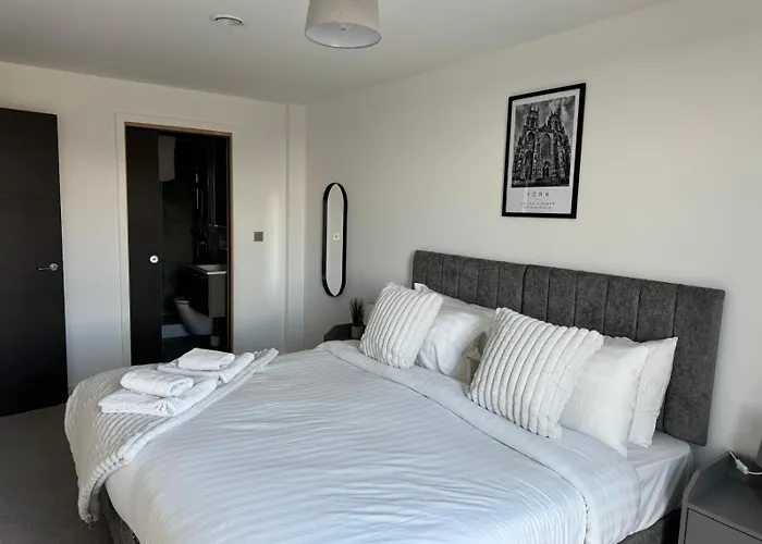Minster Icona 250 Free Parking & Gym Lägenhet York