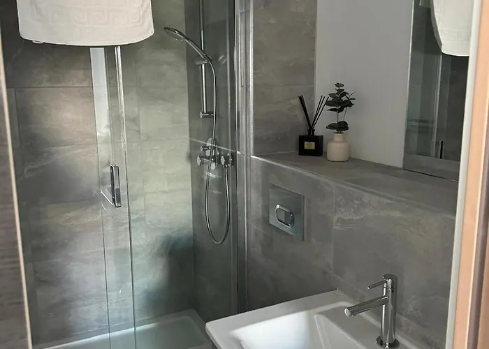 Minster Icona 250 Free Parking & Gym * York