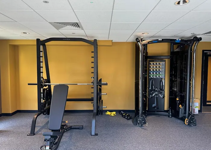 Minster Icona 250 Free Parking & Gym York